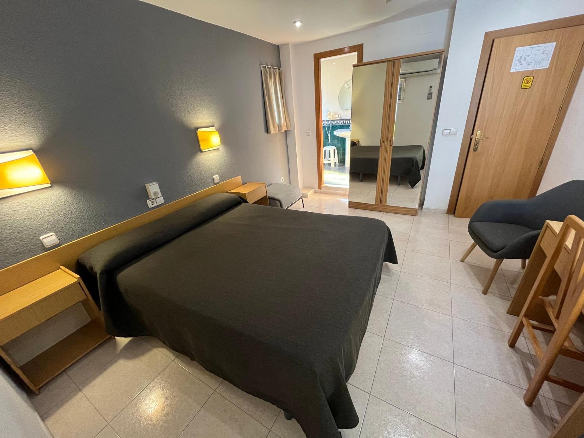 Hostal Tarres Anglés Cameră foto